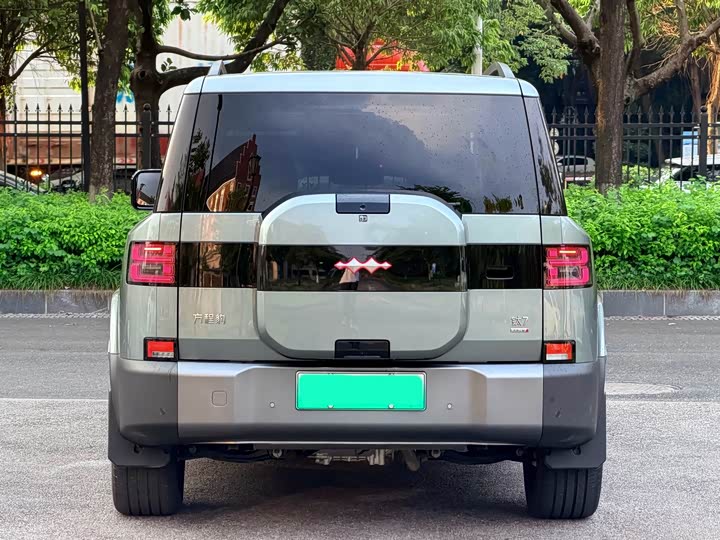 BYD FangChengBao Titanium 7 (Tai 7), 2025 — фото 3 из 9