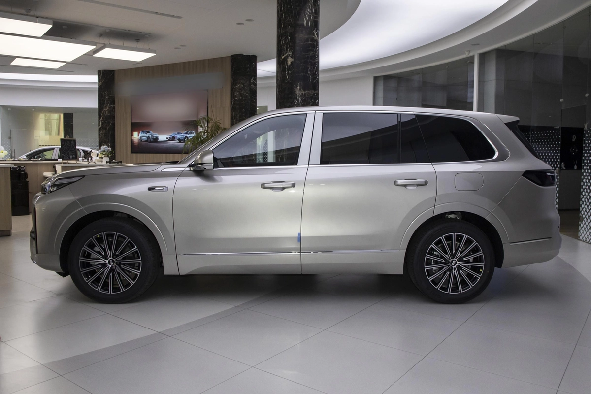 Geely Galaxy M9, 2026 — фото 3 из 12