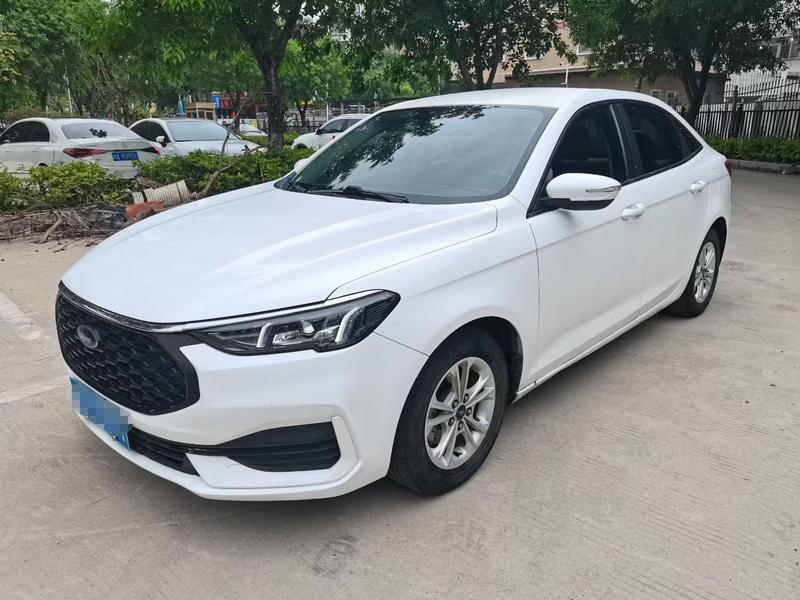 Ford Escort, 2022 — купить в Иванове под ключ