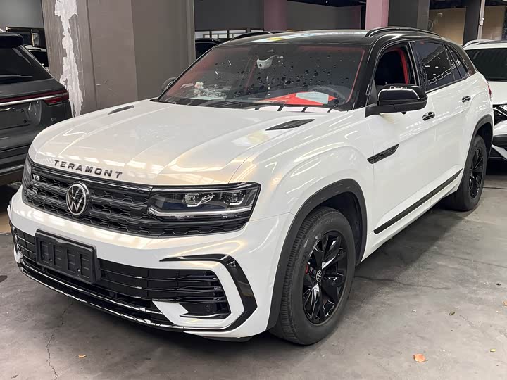 Volkswagen Teramont X, 2022 — купить в Рязани под ключ