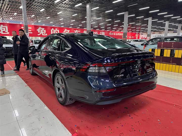 Honda Accord Hybrid, 2024 — фото 3 из 9