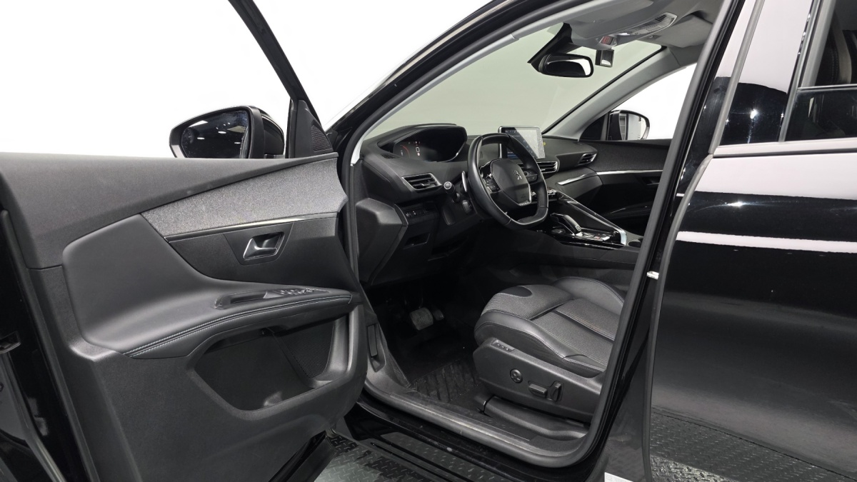 Peugeot 3008, 2022 — фото 9 из 12