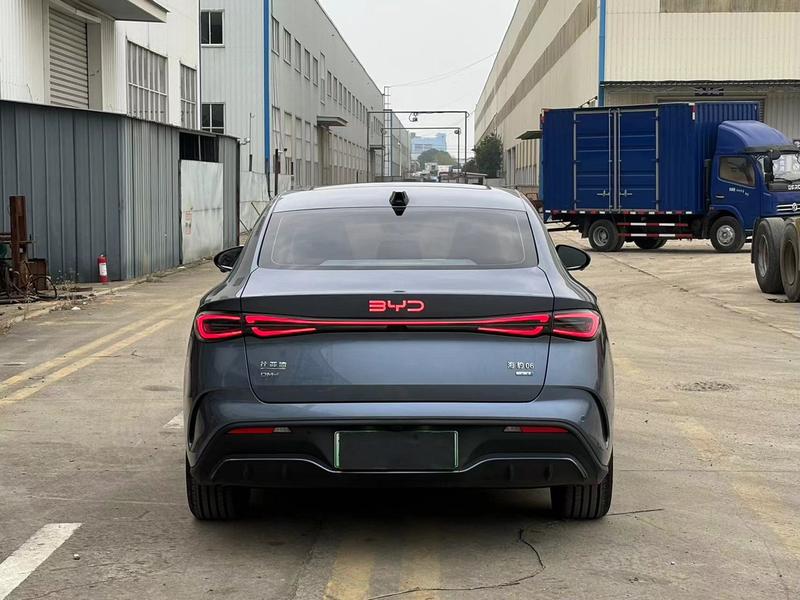 BYD Seal 06 Hybrid/EV, 2024 — фото 6 из 12