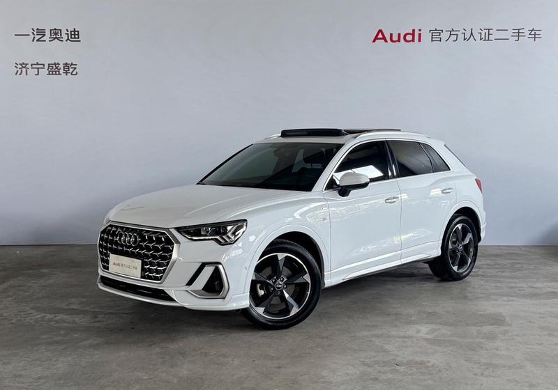 Audi Q3, 2023 — купить в Смоленске под ключ