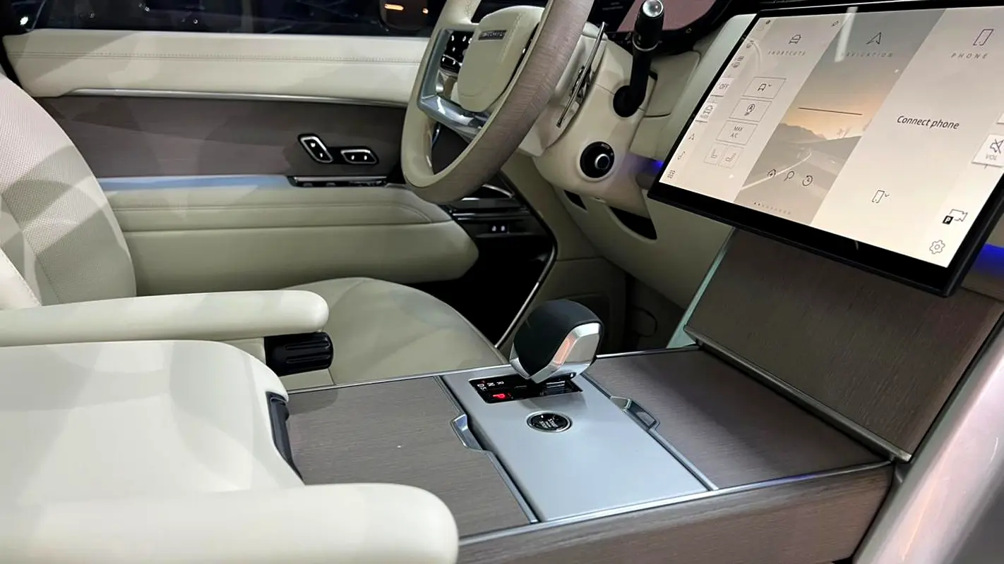 Land Rover Range Rover, 2025 — фото 9 из 10