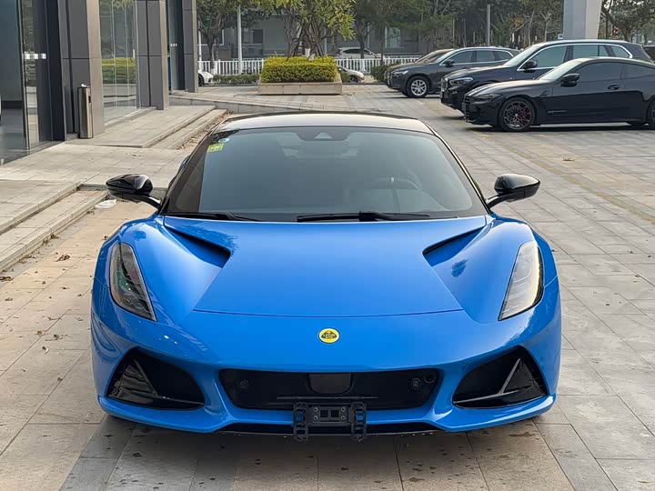 Lotus Emira, 2023 — фото 2 из 9