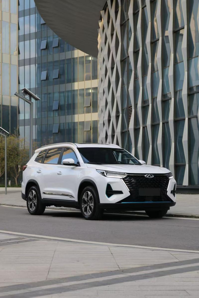 Chery Tiggo 8 Pro Hybrid, 2024 — фото 3 из 8