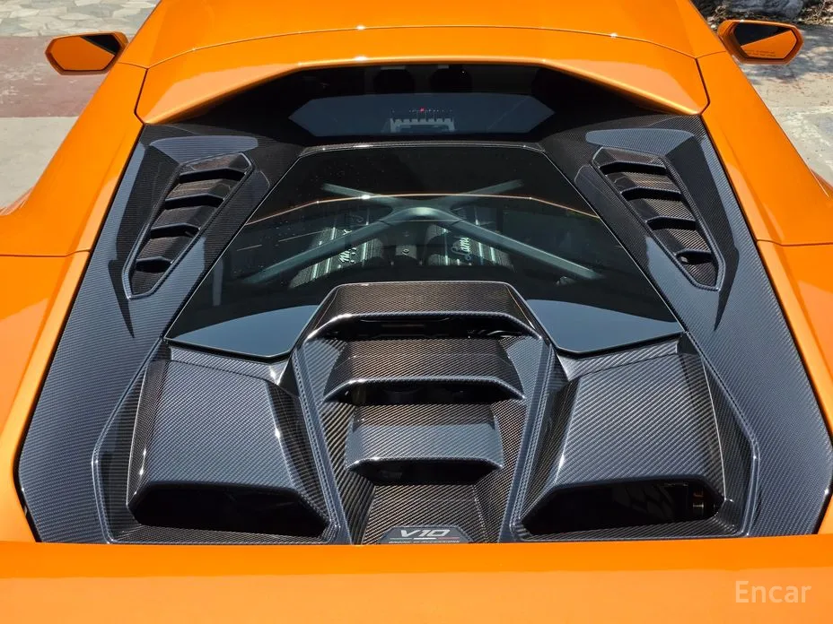 Lamborghini Huracan, 2023 — фото 8 из 12