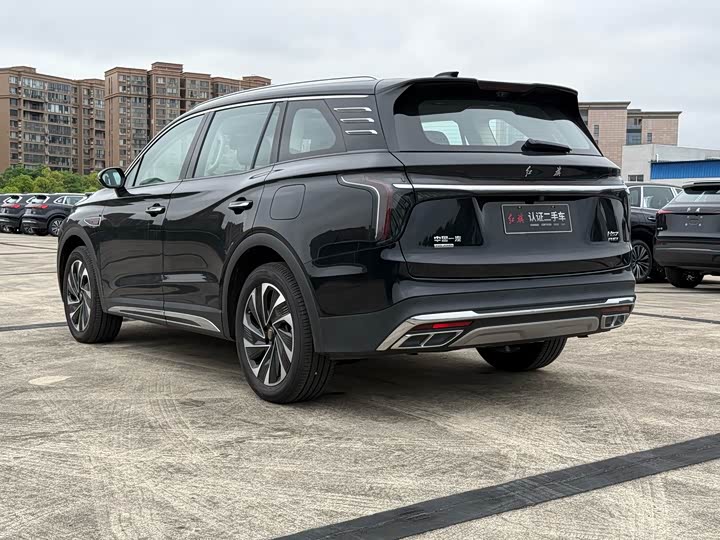 Hongqi HS7 Hybrid, 2025 — фото 6 из 9