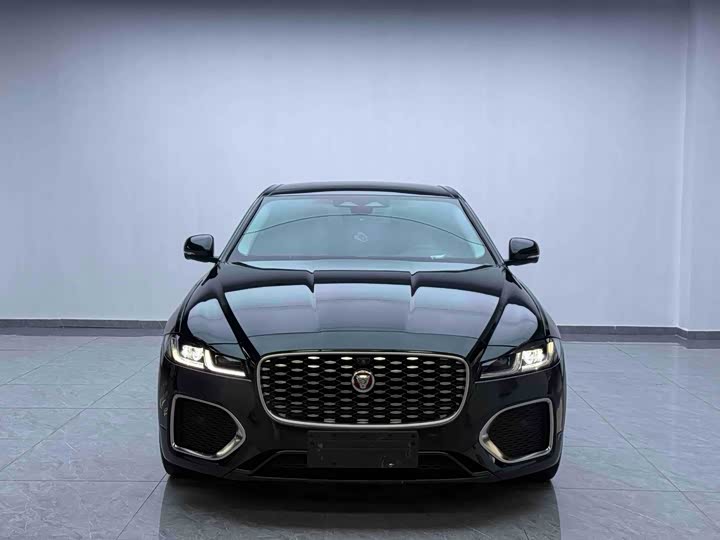 Jaguar XF L, 2023 — фото 2 из 9