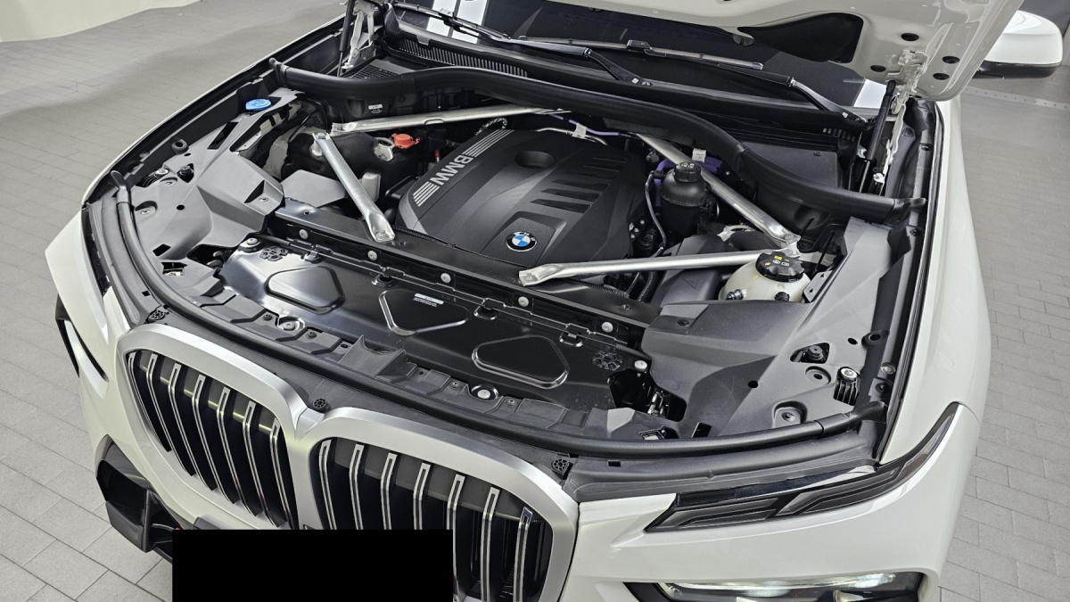 BMW X7, 2024 — фото 6 из 12