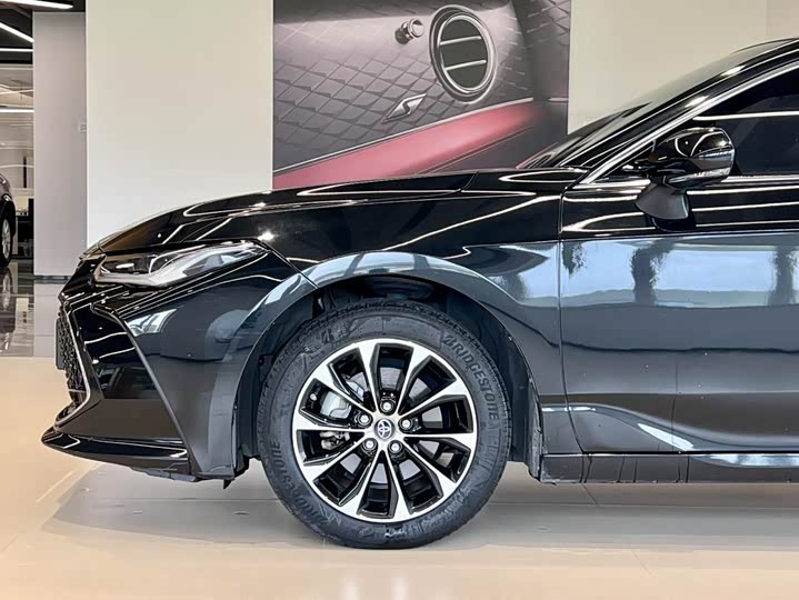 Toyota Avalon, 2023 — фото 4 из 9