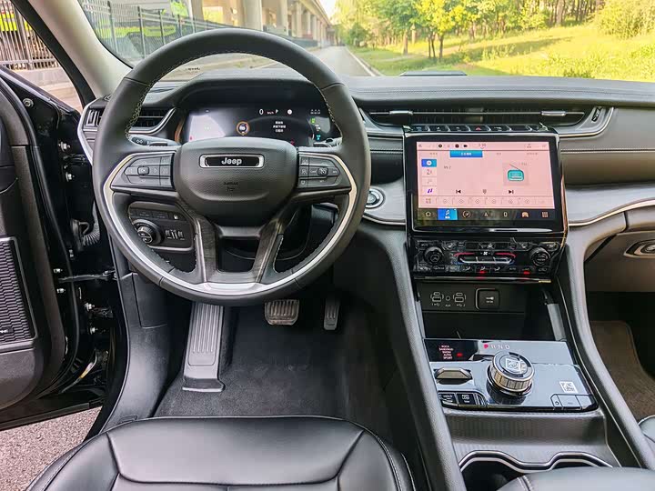 Jeep Grand Cherokee Hybrid, 2025 — фото 7 из 9