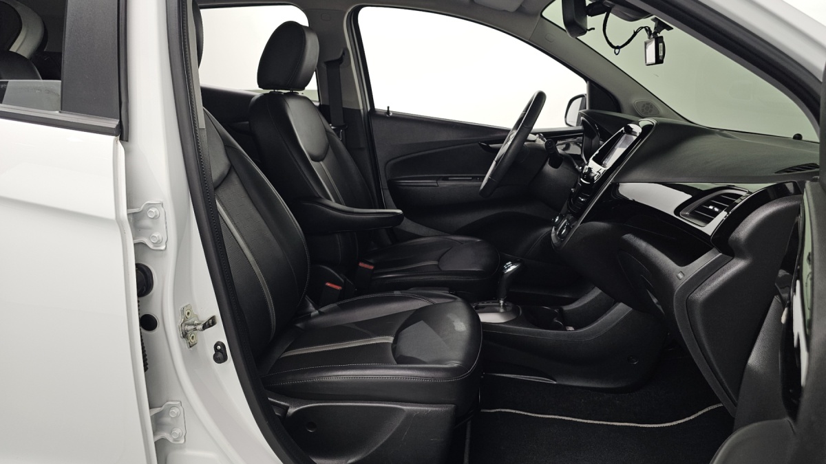 Chevrolet Spark, 2022 — фото 10 из 12