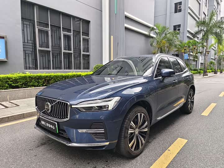 Volvo XC60 Hybrid, 2022 — купить в Оренбурге под ключ