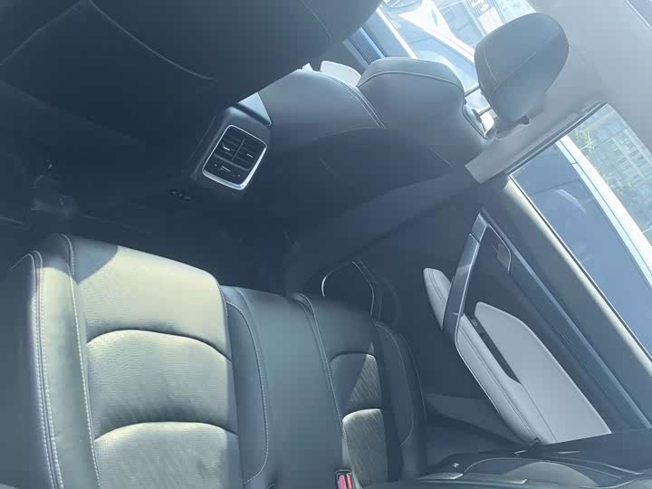 Geely Atlas, 2021 — фото 7 из 9