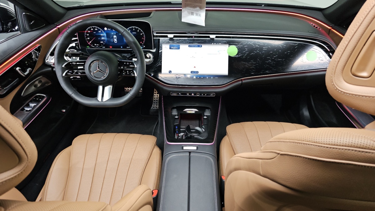 Mercedes-Benz E-Class, 2025 — фото 6 из 12