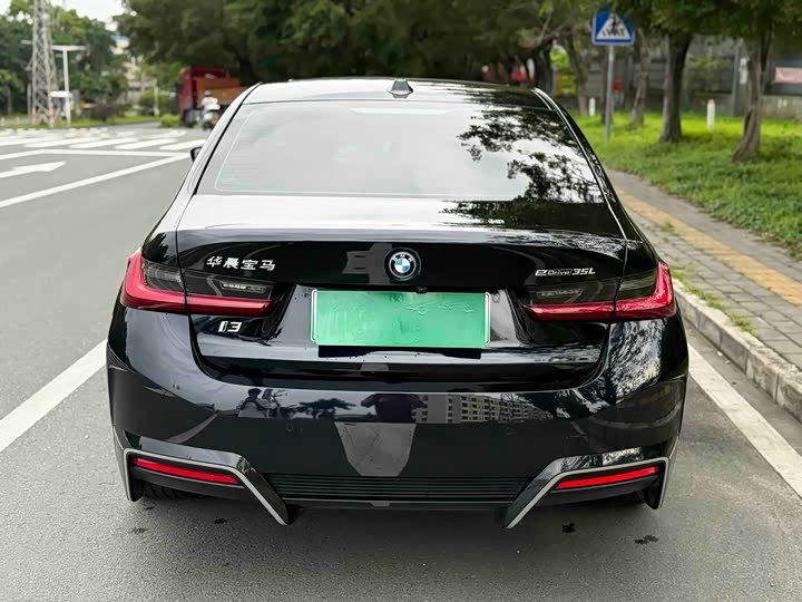 BMW i3, 2023 — фото 5 из 9