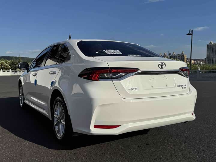 Toyota Corolla, 2023 — фото 4 из 9