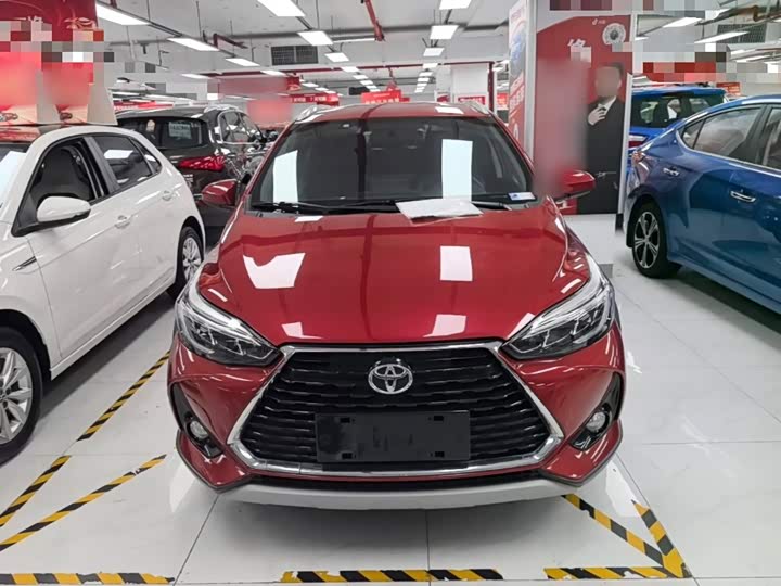 Toyota Yaris L Hatchback, 2022 — фото 3 из 9
