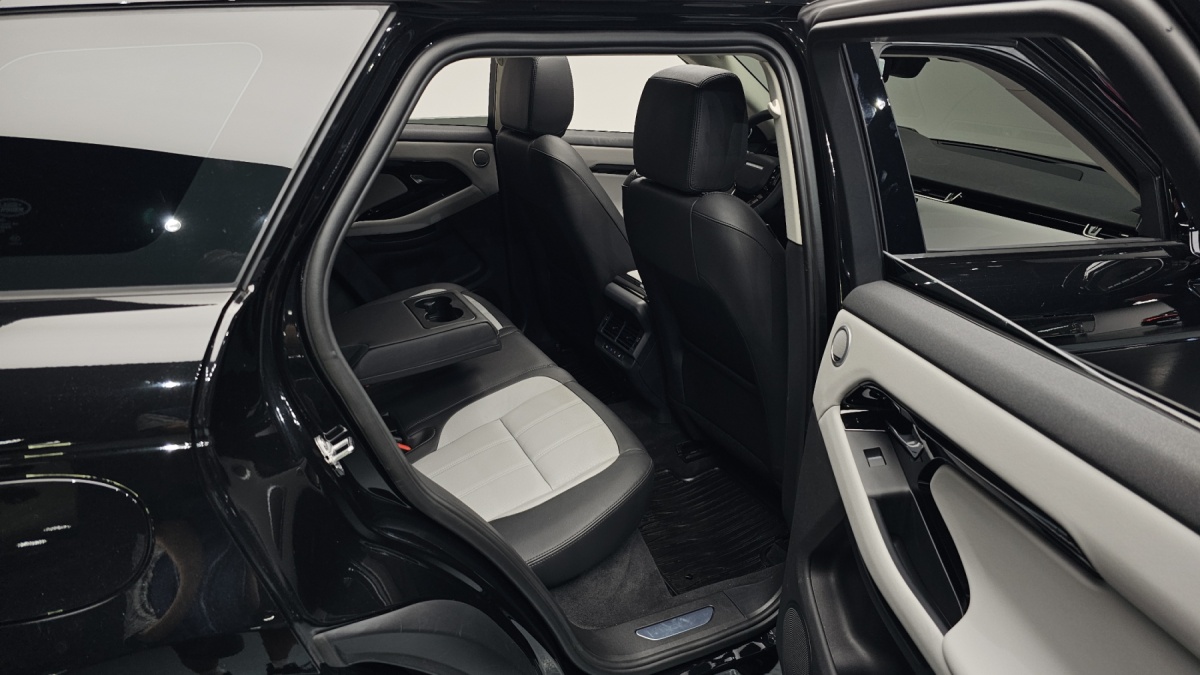 Land Rover Range Rover Evoque, 2025 — фото 12 из 12