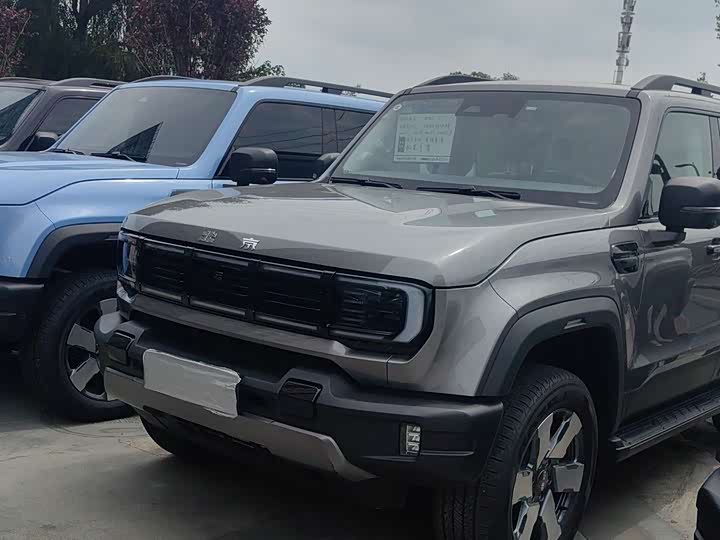 BAIC Beijing BJ40 Hybrid, 2025 — фото 7 из 9