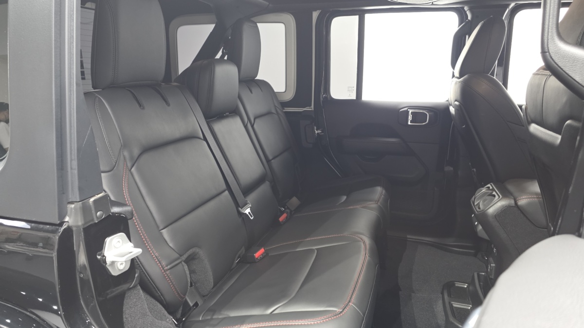 Jeep Wrangler, 2025 — фото 10 из 12