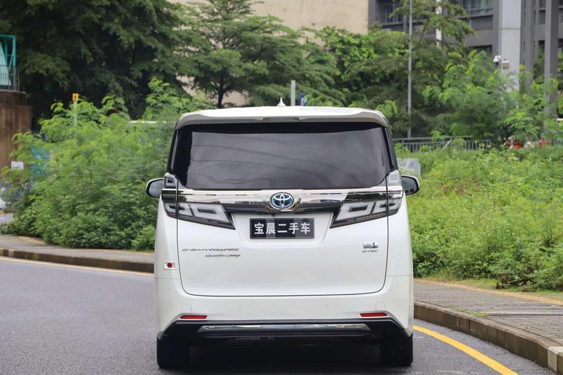 Toyota Vellfire, 2021 — фото 6 из 12