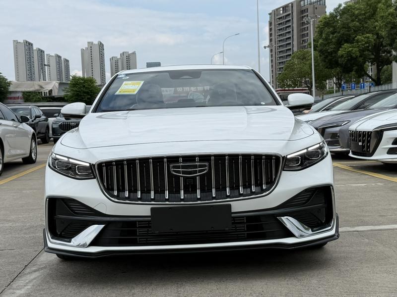 Geely Preface, 2026 — фото 2 из 12