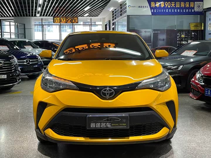 Toyota C-HR, 2022 — фото 2 из 9