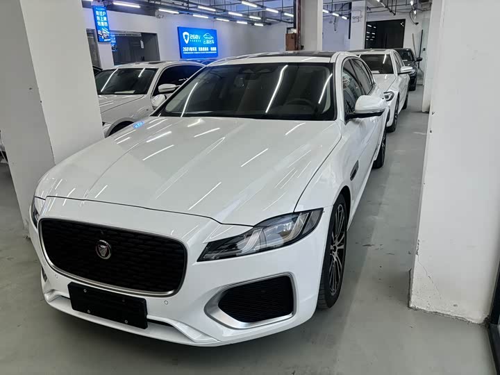 Jaguar XF L, 2023 — фото 3 из 9