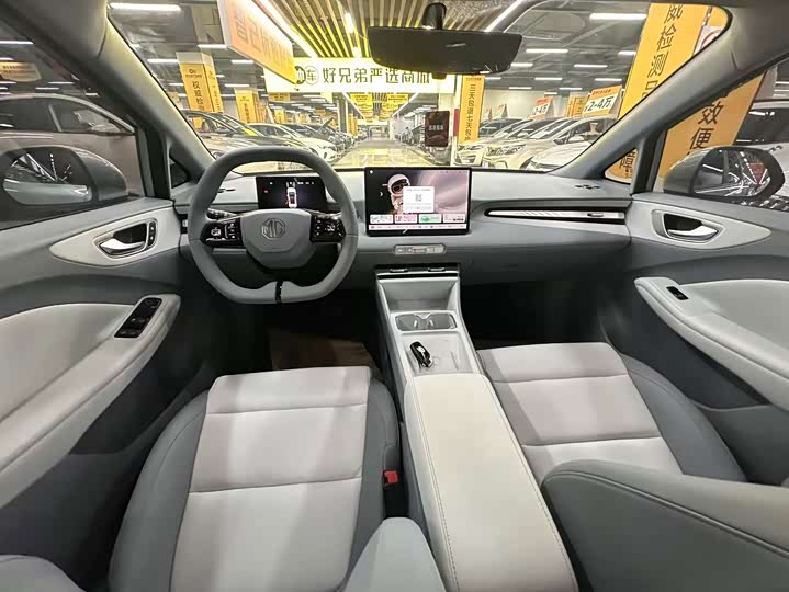 MG Motor 4 EV, 2025 — фото 6 из 9