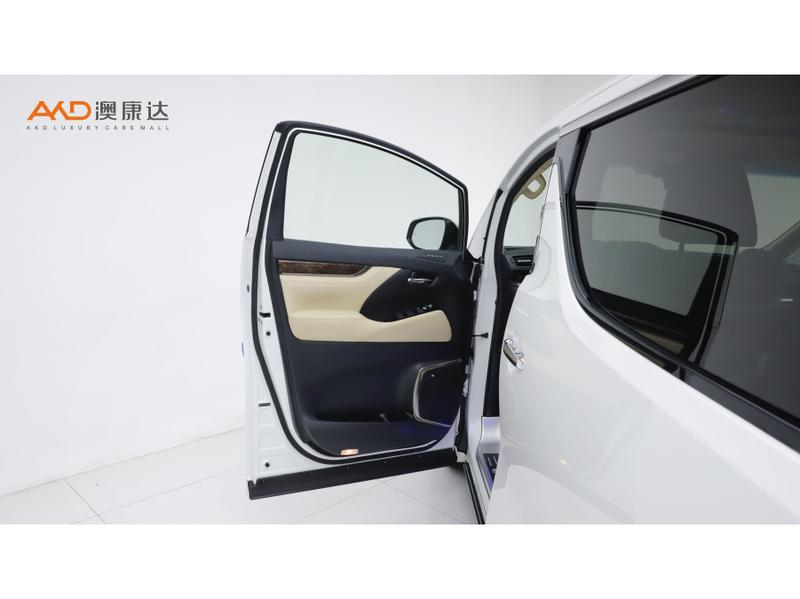 Toyota Alphard, 2022 — фото 9 из 10