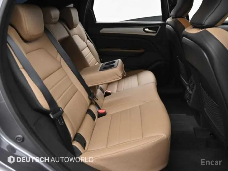 Renault Arkana, 2025 — фото 12 из 12