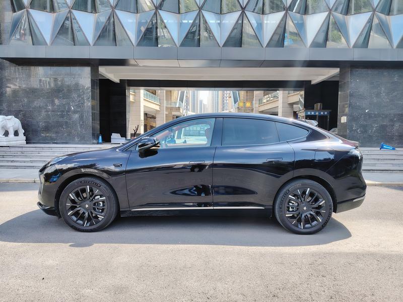 GAC Hyptec HT, 2025 — фото 3 из 9