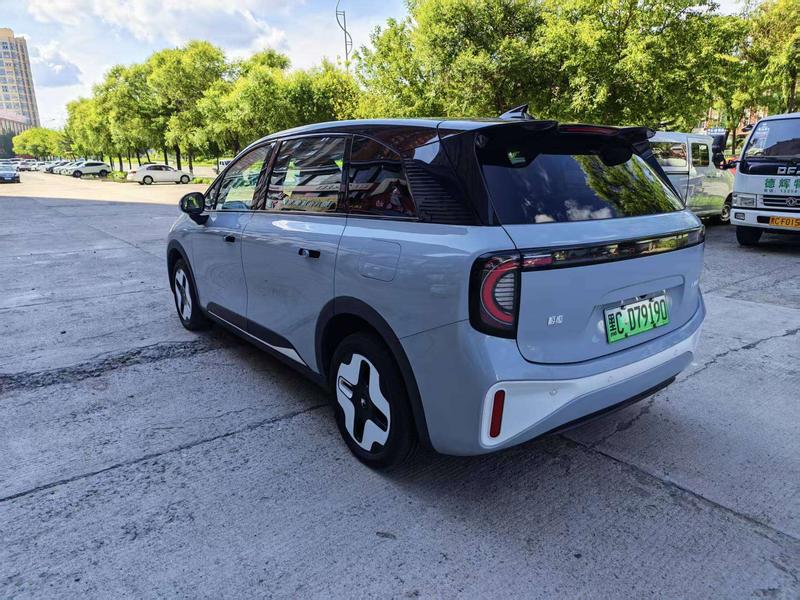 BAIC Arcfox Kaola, 2023 — фото 5 из 12