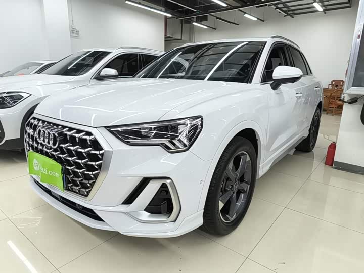 Audi Q3, 2024 — купить в Туле под ключ