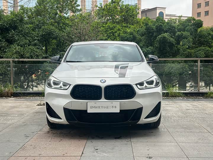 BMW X2, 2022 — фото 2 из 9