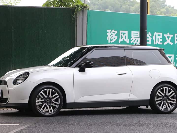 Mini Cooper, 2025 — фото 9 из 9