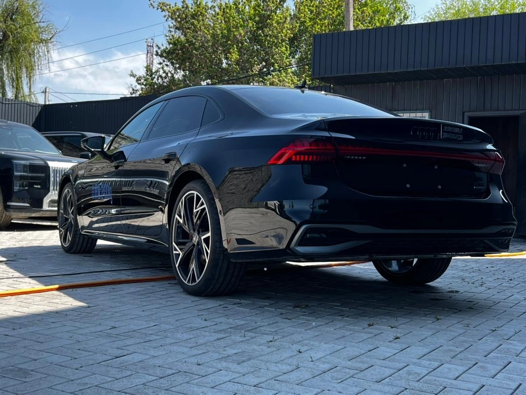 Audi A7, 2026 — фото 2 из 12
