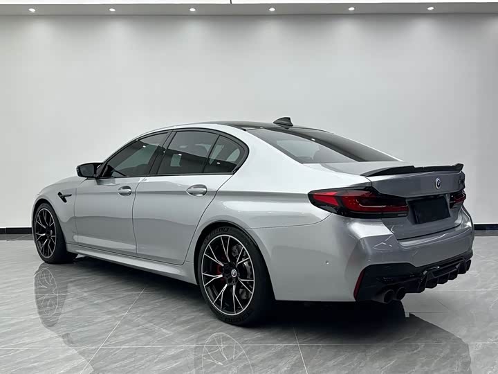 BMW M5, 2022 — фото 4 из 9