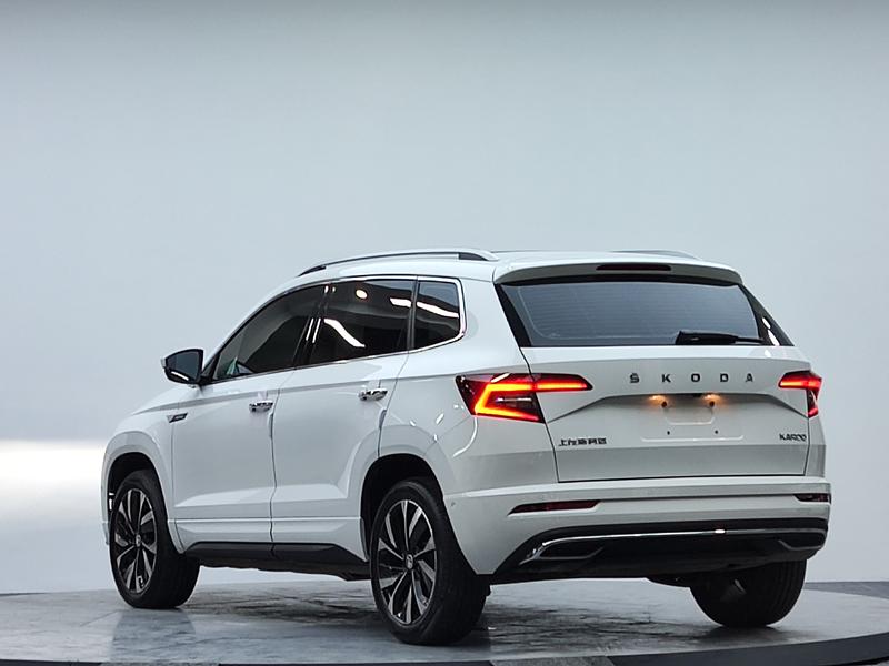 Skoda Karoq, 2023 — фото 5 из 12