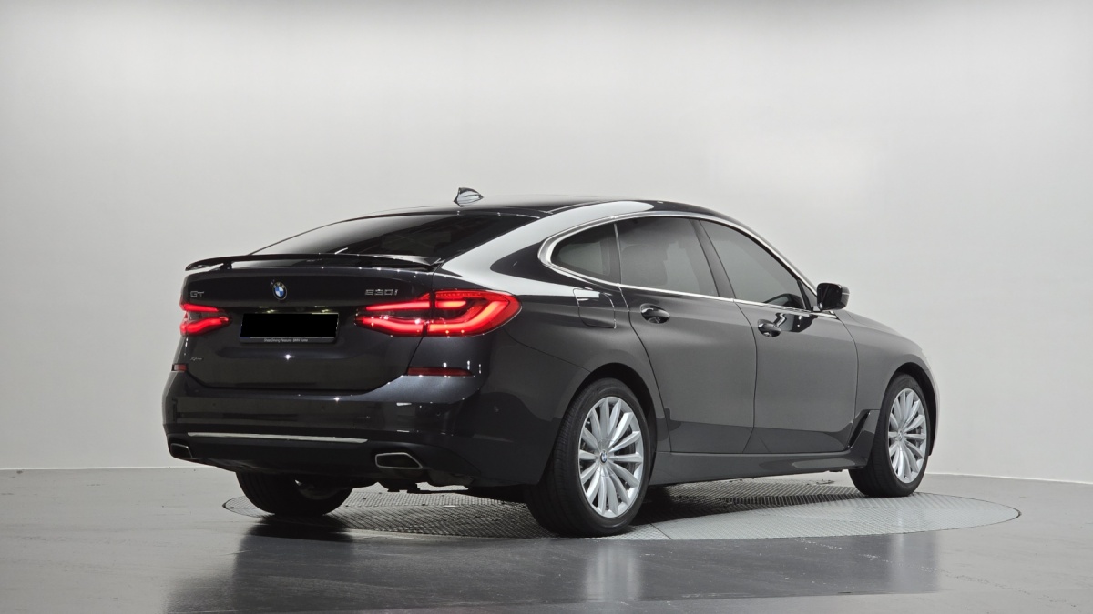 BMW Gran Turismo, 2022 — фото 2 из 12