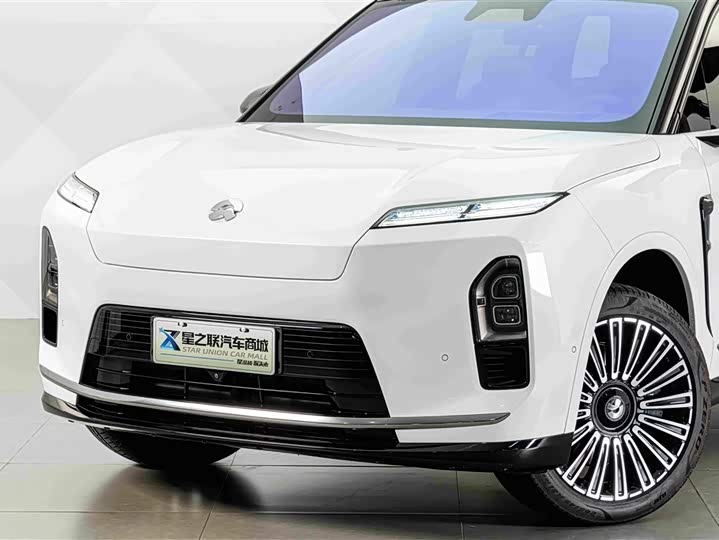Nio ES8, 2025 — фото 2 из 9