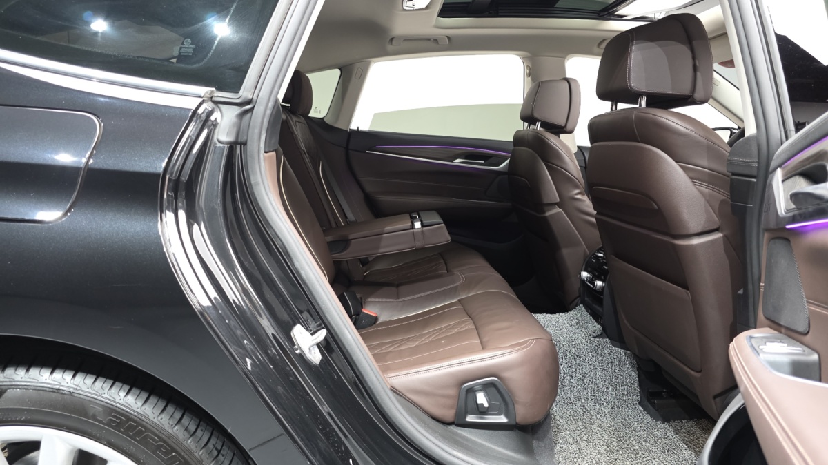 BMW Gran Turismo, 2023 — фото 12 из 12