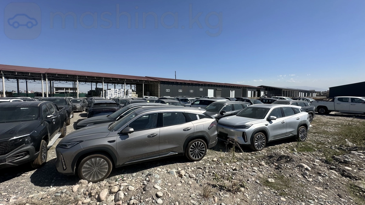 Geely Galaxy M7, 2026 — фото 6 из 6