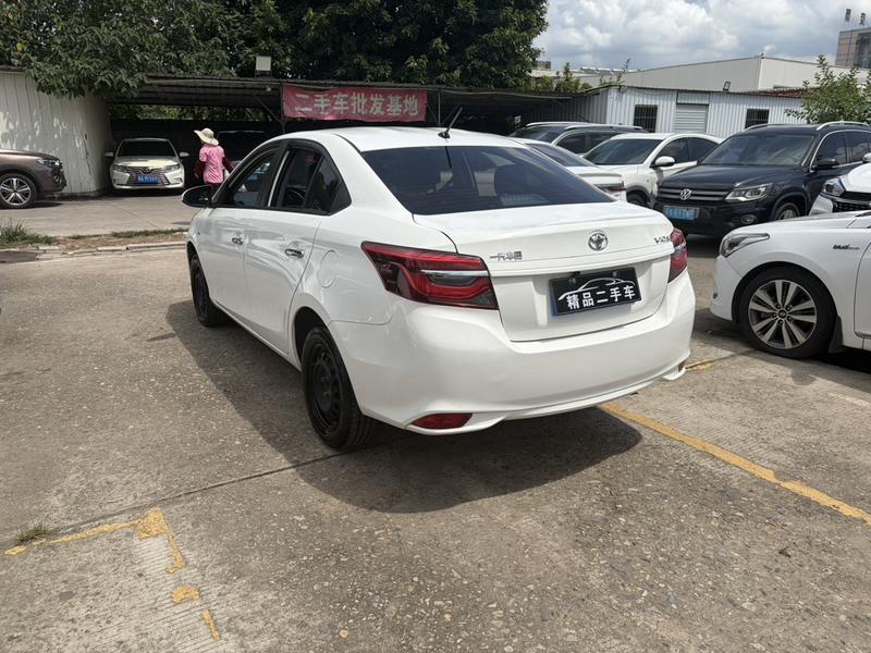 Toyota Vios, 2023 — фото 4 из 10