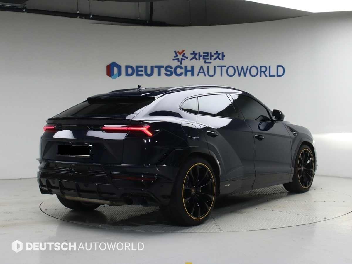 Lamborghini Urus, 2023 — фото 2 из 12