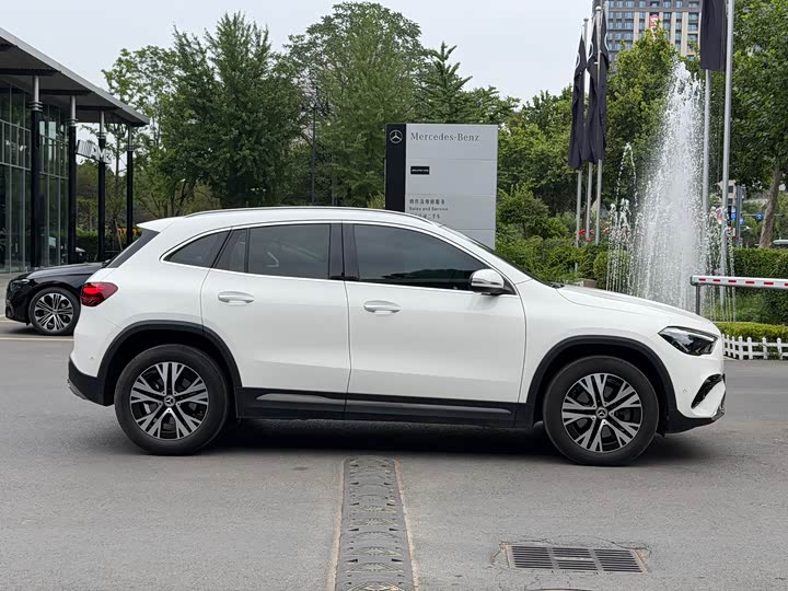 Mercedes-Benz GLA-Class, 2024 — фото 6 из 9