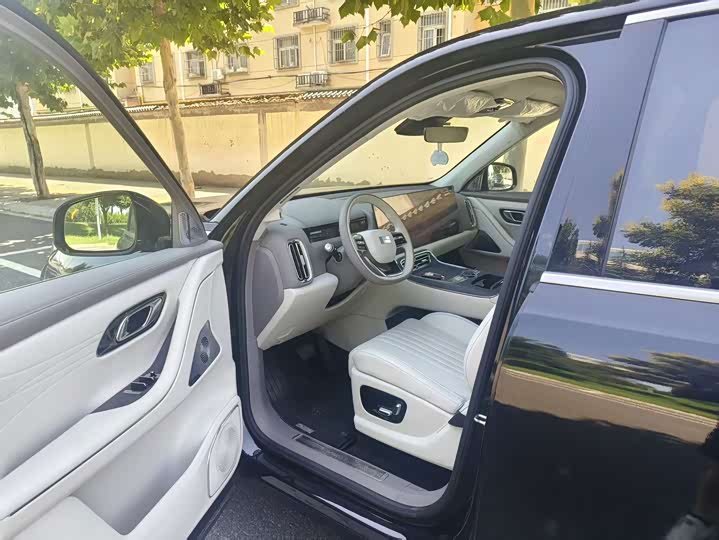 Geely Galaxy M9, 2026 — фото 9 из 9